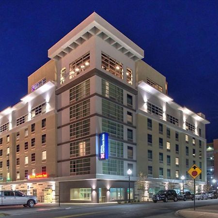 Hilton Garden Inn Little Rock Downtown Exterior photo